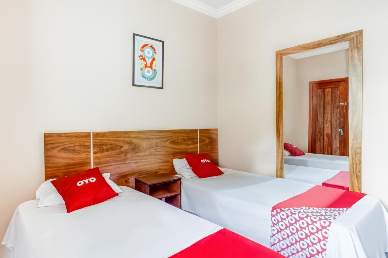 Oyo Hotel Tereza 库尔韦卢 外观 照片