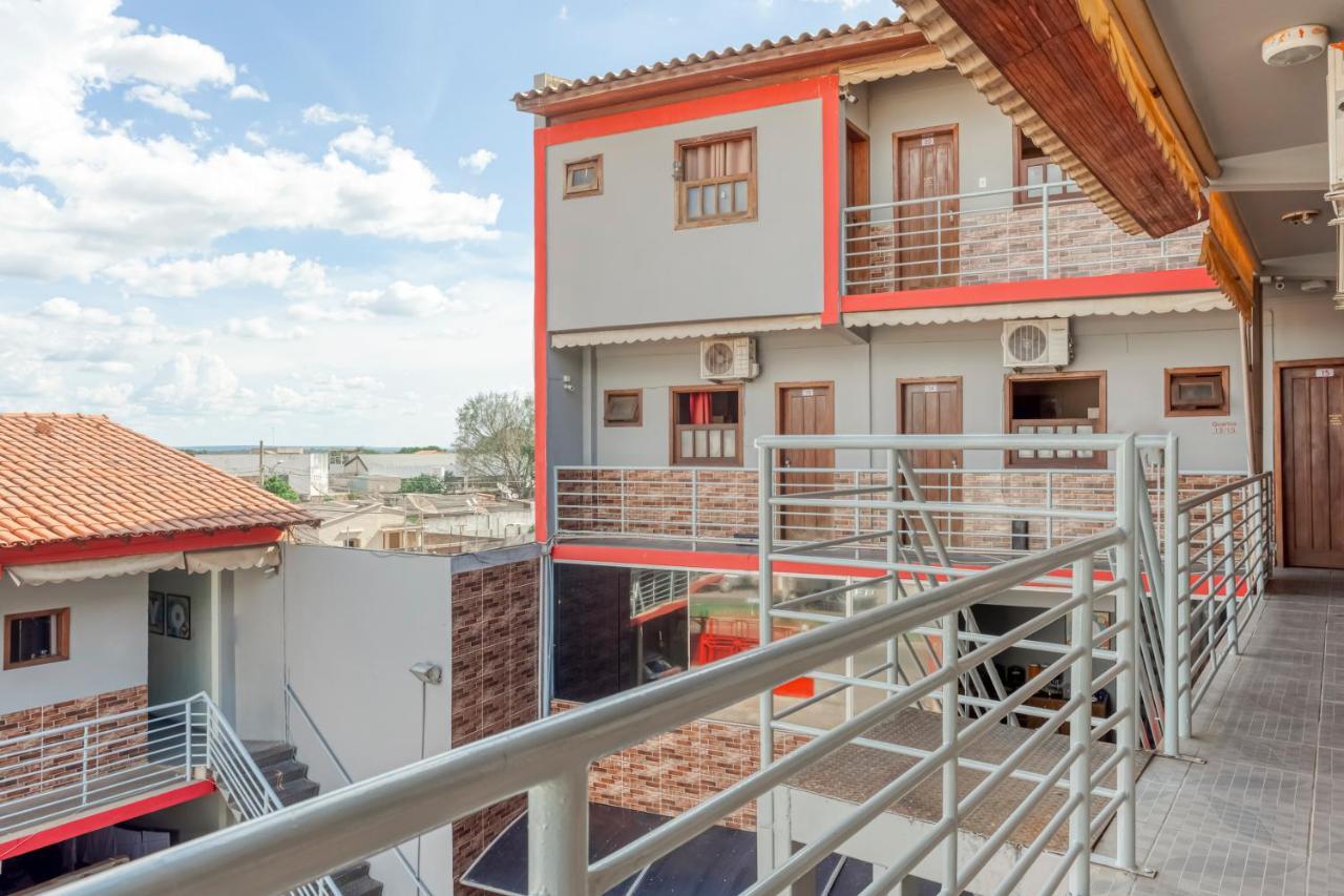 Oyo Hotel Tereza 库尔韦卢 外观 照片